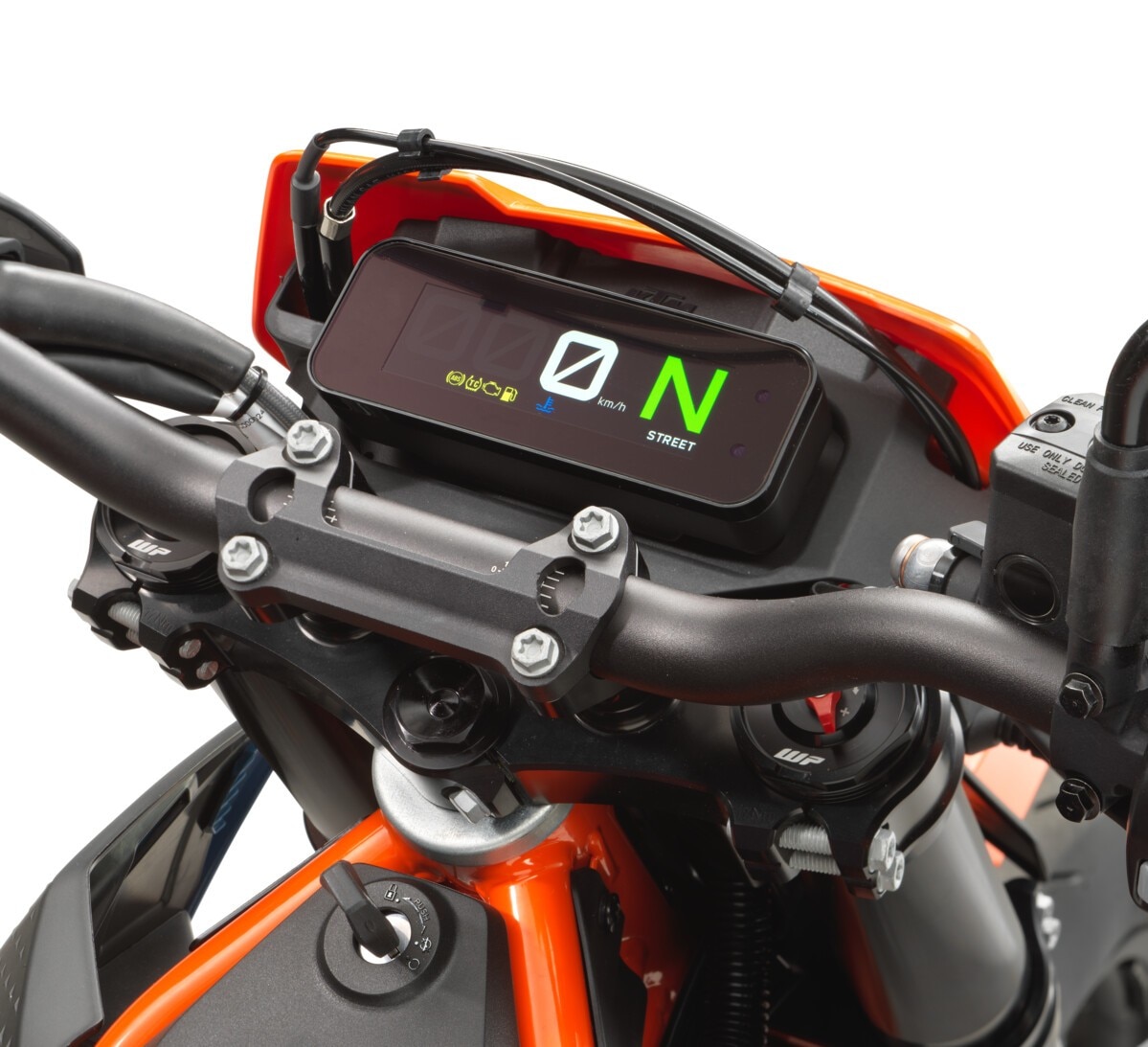 KTM presenta le nuove 690 Enduro R e 690 SMC R 2026